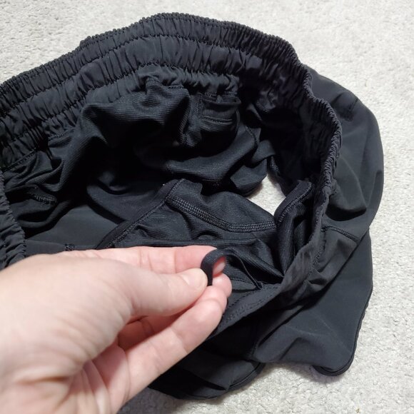 LULULEMON Hotty Hot Shorts 2 II Swift Mesh Lined Running Gym Black Womens 8 x 2" - Picture 7 of 16
